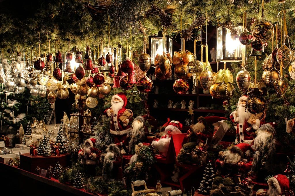 Weihnachtsmarkt Deko - Bild von G.C. auf Pixabay