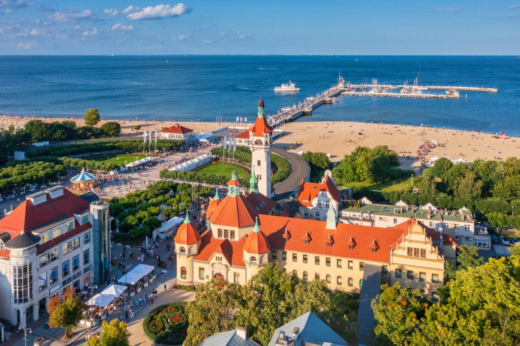Wunderschöne Sommerlandschaft von Sopot an der Ostsee, Polen. - iStock Photo